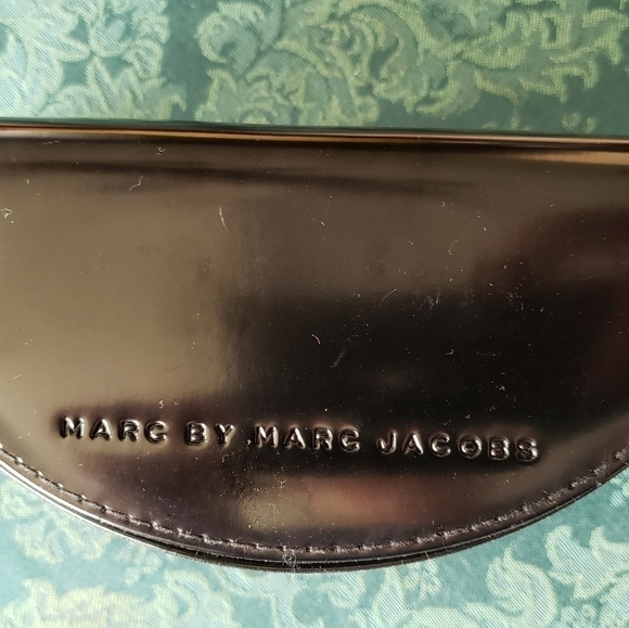 MARC by Marc JACOBS  glasses case. Size L - Picture 5 of 9